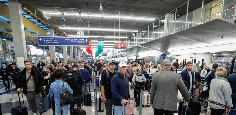 Las principales aerolíneas estadounidenses anunciaron que los clientes afectados pueden modificar sus planes de viaje o solicitar un reembolso sin penalización.