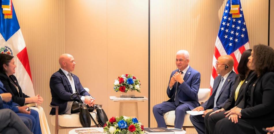 Congresistas de EE.UU conversan con los presidentes de la Cámara de Diputados y del Senado dominicano