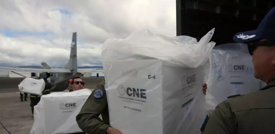 Problemas técnicos retrasan el escrutinio de votos en elecciones hondureñas del 30 de noviembre