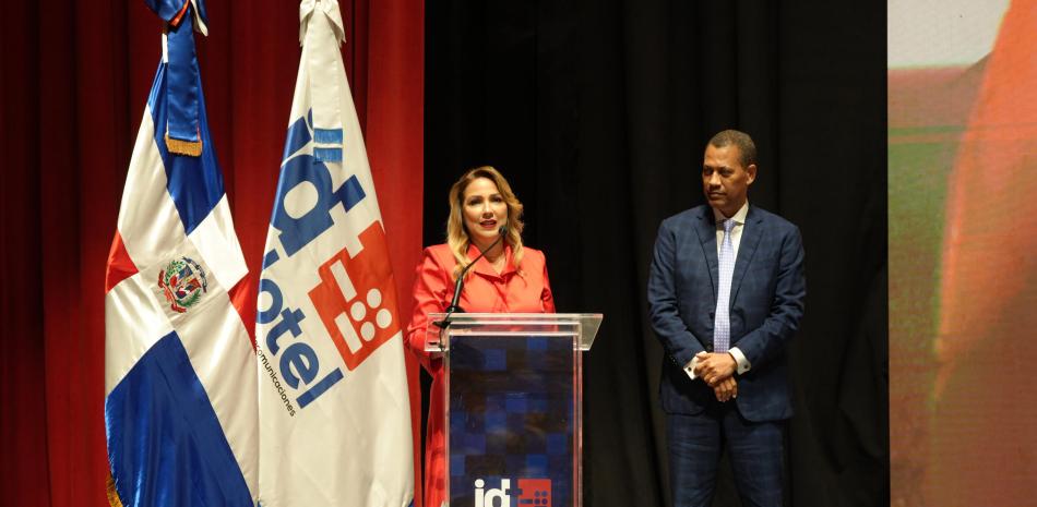 Kathleen Martínez y Guido Gómez Mazara