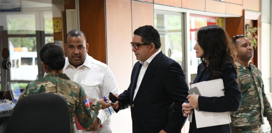 Abogados de Eduardo Read dicen han colaborado con el MP con 1,250 documentos