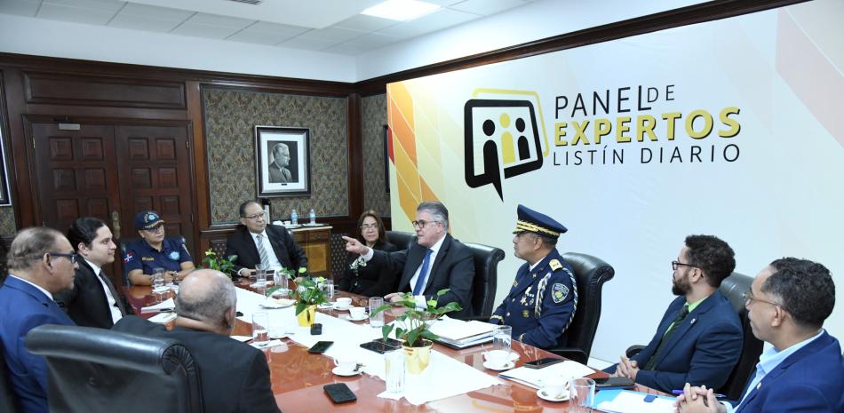 Advierten “contracultura” e “indecencia monetizada” atentan contra menores