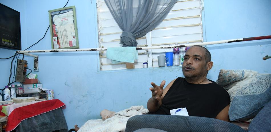 Plomero con 4 años postrado a causa de un edema genital