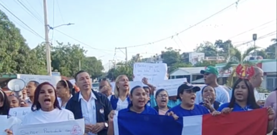 Protestan por cierre de escuela en Cienfuegos