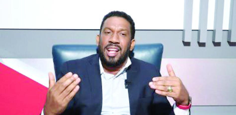 Gilberto Soriano será uno de los que encabezarán la asamblea que tendrán las asociaciones de esgrima.