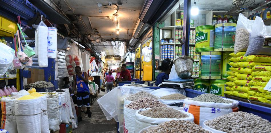 ¡Precios por las nubes!: Comerciantes reportan baja cero de clientes pese a fiestas