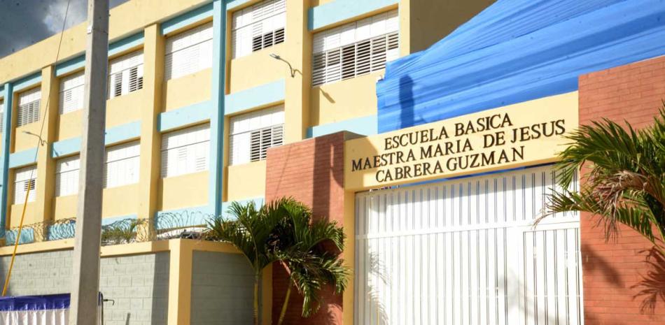 DNCD aplica protocolo para contrarrestar el narcotráfico en entornos escolares