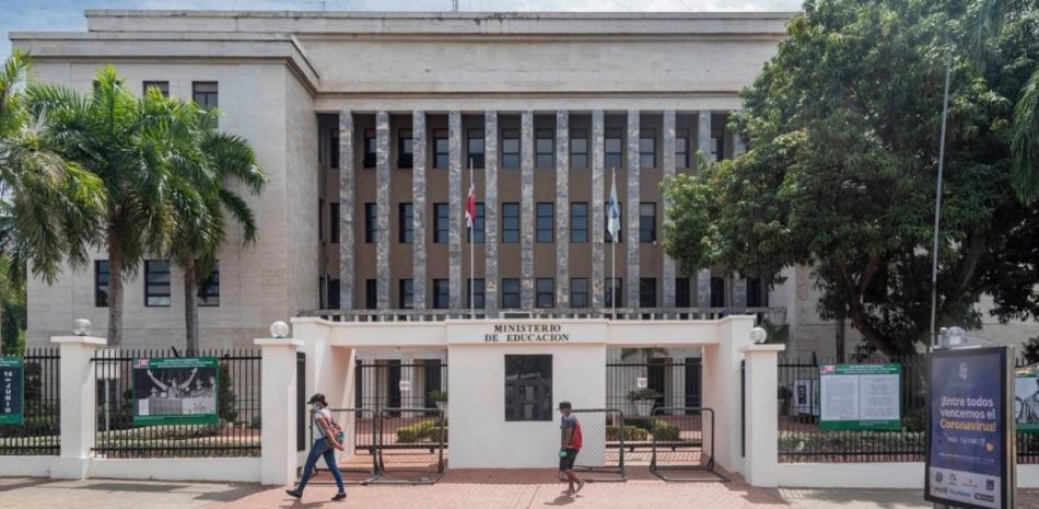 Un proyecto de ley sometido por el Ejecutivo al Congreso plantea fusionar dos ministerios del sector educativo