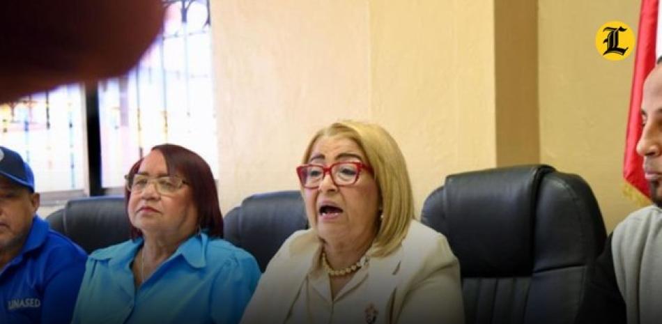 La Unión Nacional de Servicios de Enfermería Dominicana (Unased) catalogó como un año “catastrófico” este 2025 para las profesionales de esta área de la salud, tras el incumplimiento de los acuerdos alcanzados con el Gobierno.<br /><br />“Fue un año donde las enfermeras exigimos, reclamamos y pactamos y el Gobierno no cumplió con lo pactado”, expresó la presidenta del gremio, Sol Amantina Delgado.<br /><br />https://listindiario.com/la-republica/20251230/enfermeras-catalogan-2025-ano-catastrofico-incumplimientos-gobierno_887878.html