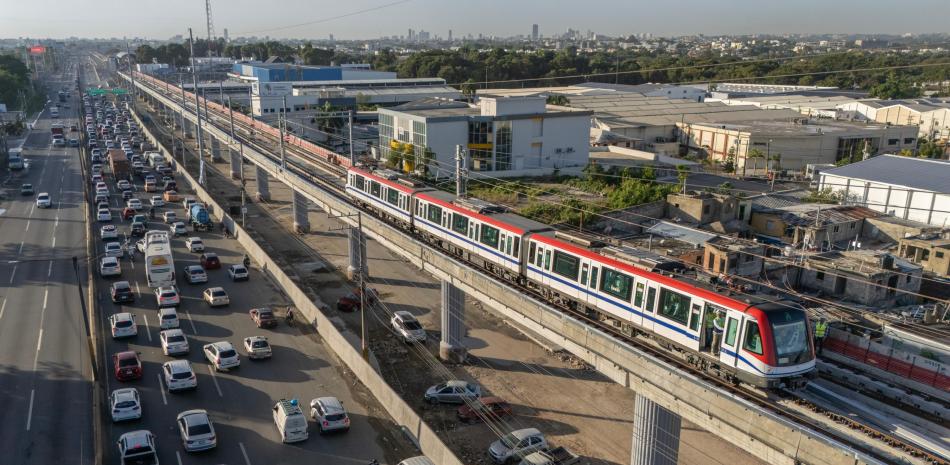 La extensión del Metro de Santo Domingo hacia Los Alcarrizos, denominada “Línea 2C”, estará lista y en funcionamiento en febrero de 2026.