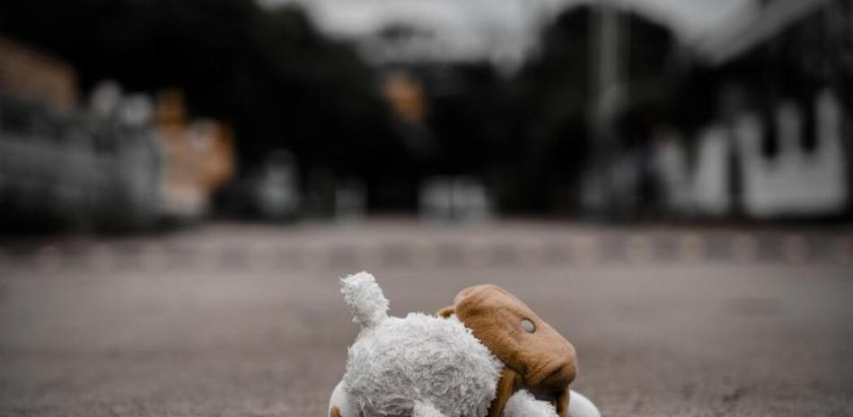 Familiares de menor desaparecida en Santiago revelan que fue captada por cámara de seguridad