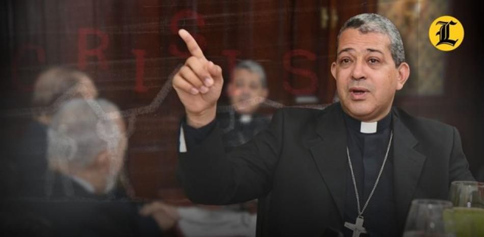 A las 5:30 de la mañana inicia el día de monseñor Carlos Tomás Morel Diplán, quien es obispo coadjutor de la Arquidiócesis de Santo Domingo desde el 10 de noviembre de 2025, designado así por el papa León XIV en octubre de ese mismo año.