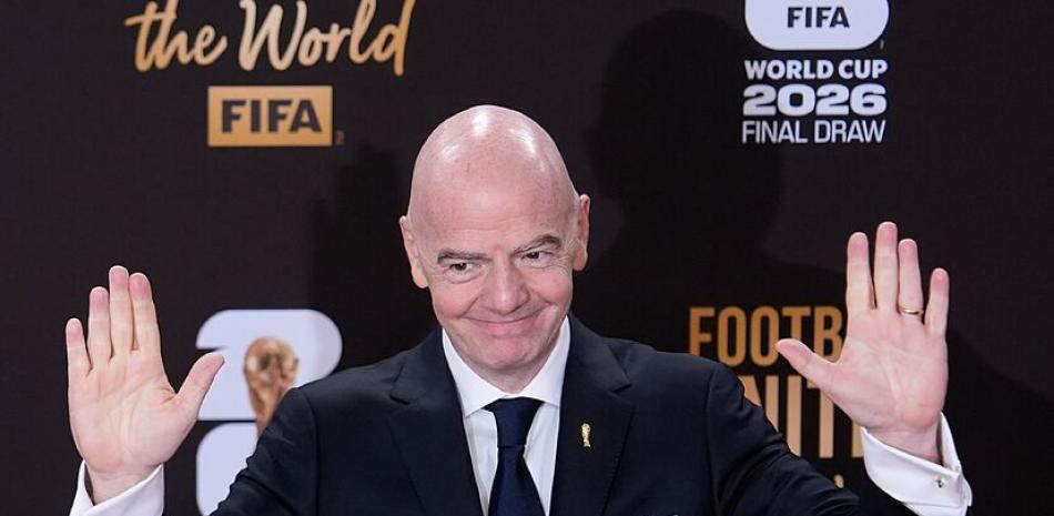 Giannis Infantino firmó a nombre del organismo rector del fútbol que podría hacer que se invirtieran 75 millones de dólares de sus fondos en Gaza