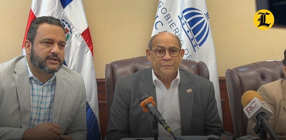 Para la convocatoria de becas nacionales están disponibles 49 universidades e institutos superiores del territorio dominicano. La oferta académica será de 357 carreras con una oferta de 468 posibilidades.<br /><br />https://listindiario.com/la-republica/educacion/20260223/mescyt-abre-convocatoria-becas-nacionales_895091.html