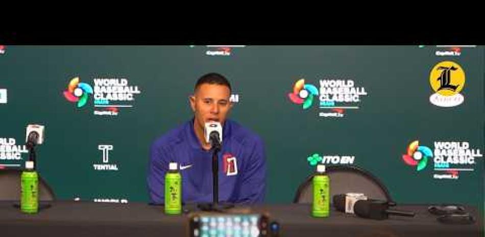 Machado dice que en el equipo de RD hay muchos capitanes

También le pude interesar estos videos:

Sergio Alcántara: "Vamos a Seguir batallando"
https://www.youtube.com/watch?v=Cscsh42uzF4

Ángel "Aroboy" Santana: "El Escogido es un legado y el legado continúa"
https://www.youtube.com/watch?v=PHQYoT5Wyvw

Miguel Tejada, Coach de Las Águilas Cibaeñas, Armando el Clasico Mundial
https://www.youtube.com/watch?v=K8uUu6SgEtU

10 preguntas rápidas para entender la final entre Escogido y Toros
https://www.youtube.com/watch?v=AxCJoL5clt0

¿Por qué LIDOM anuló un juego entre las Águilas y los Toros?
https://www.youtube.com/watch?v=Z9jH4q-GVbc

Más noticias en https://www.listindiario.com/el-deporte

Suscríbete al canal  https://bit.ly/335qMys

Síguenos
Twitter  https://twitter.com/ElDeporteListin

Facebook  https://www.facebook.com/listindiario 

Instagram https://www.instagram.com/listindiario/