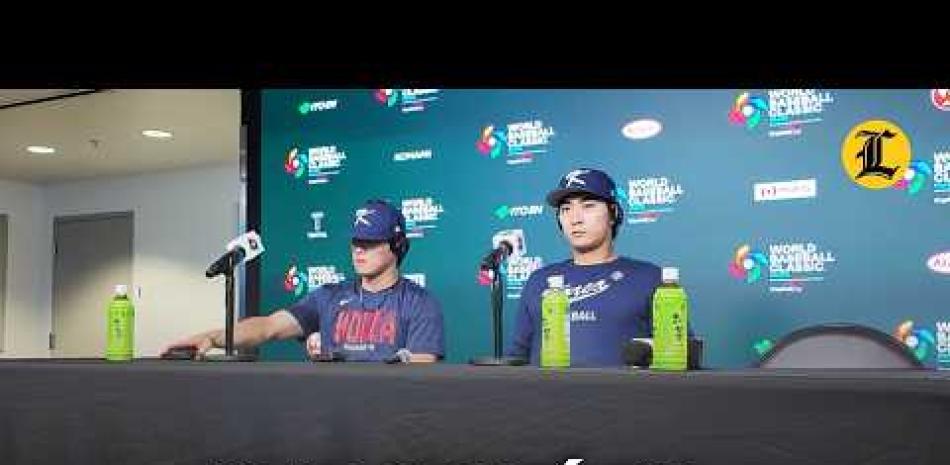 Jugadores de Corea estuvieron presente en el partido de RD contra Venezuela

También le pude interesar estos videos:

Sergio Alcántara: "Vamos a Seguir batallando"
https://www.youtube.com/watch?v=Cscsh42uzF4

Ángel "Aroboy" Santana: "El Escogido es un legado y el legado continúa"
https://www.youtube.com/watch?v=PHQYoT5Wyvw

Miguel Tejada, Coach de Las Águilas Cibaeñas, Armando el Clasico Mundial
https://www.youtube.com/watch?v=K8uUu6SgEtU

10 preguntas rápidas para entender la final entre Escogido y Toros
https://www.youtube.com/watch?v=AxCJoL5clt0

¿Por qué LIDOM anuló un juego entre las Águilas y los Toros?
https://www.youtube.com/watch?v=Z9jH4q-GVbc

Más noticias en https://www.listindiario.com/el-deporte

Suscríbete al canal  https://bit.ly/335qMys

Síguenos
Twitter  https://twitter.com/ElDeporteListin

Facebook  https://www.facebook.com/listindiario 

Instagram https://www.instagram.com/listindiario/