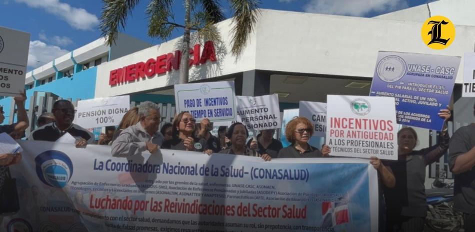 “Haremos todo lo que la ley y la Constitución dominicana nos permitan: marcha, paro, piquete y lo que no queremos, una huelga general”, advirtieron los miembros de las asociaciones. <br /><br />https://listindiario.com/la-republica/sector-salud/20260324/profesionales-salud-plantan-exigiendo-reinvindicaciones_899077.html