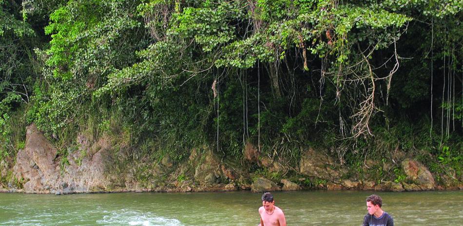 Cierran quince balnearios por riesgos en Santiago