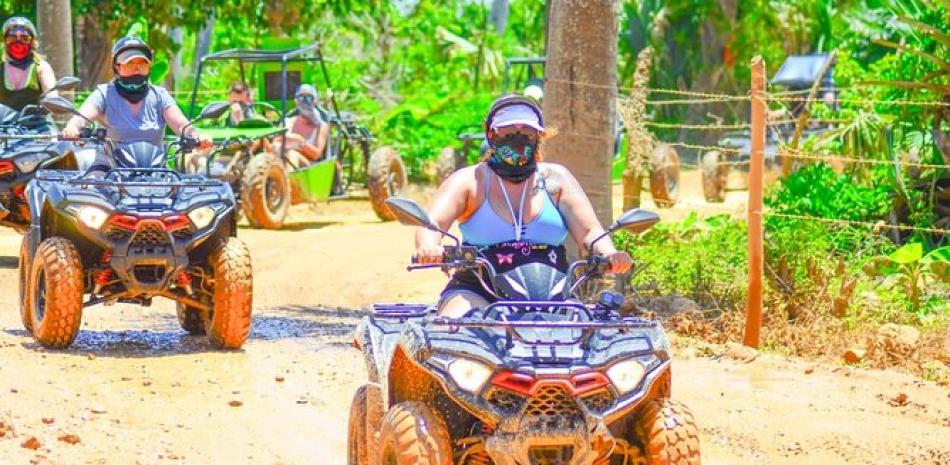 Alcalde de Las Terrenas asegura que no respalda prohibición total de motocicletas en peaje de El Catey