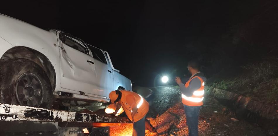 Sacerdote Yansius Pierre Louis resulta ileso tras accidente en carretera Jimaní–El Limón