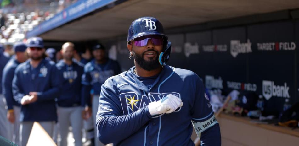 Junior Caminero produjo este domingo su primer vuelacercas de la campaña en el choque que los Rays salieron airosos