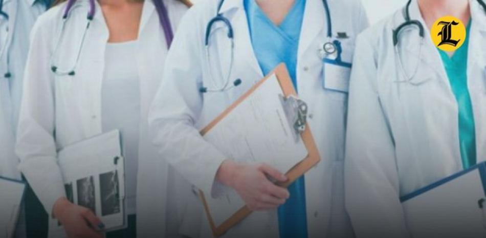 La directora de Residencias Médicas del Ministerio de Salud Pública, Mery Hernández, informó que 365 médicos ya han subido sus documentos a la plataforma.<br /><br />https://listindiario.com/la-republica/sector-salud/20260421/medicina-interna-especialidad-mas-postulaciones-concurso-residencias_902612.html