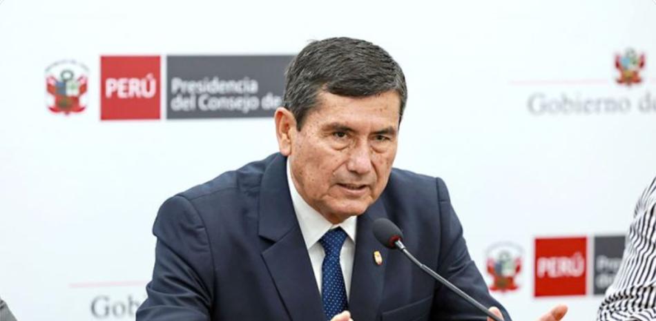 Luis Arroyo agregó que la decisión de adquirir la flotilla es de naturaleza estratégica y le corresponde al Ejecutivo cumplir y hacer cumplir los acuerdos emitidos por el Consejo de Seguridad y Defensa Nacional.