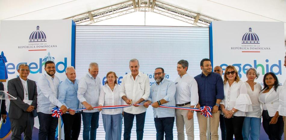 El presidente Luis Abinader encabeza inauguración