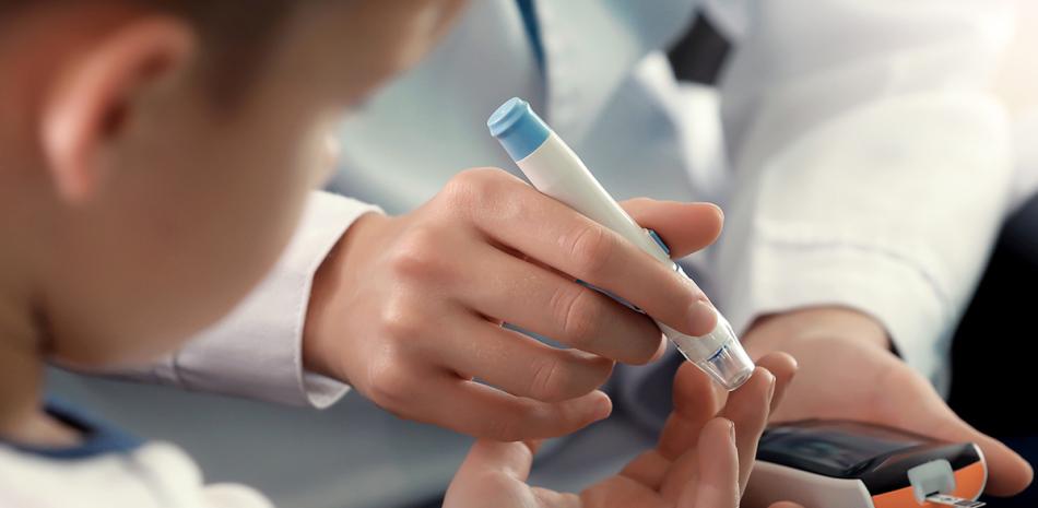 Hospital Hugo Mendoza asiste al 60% de niños con diabetes del país