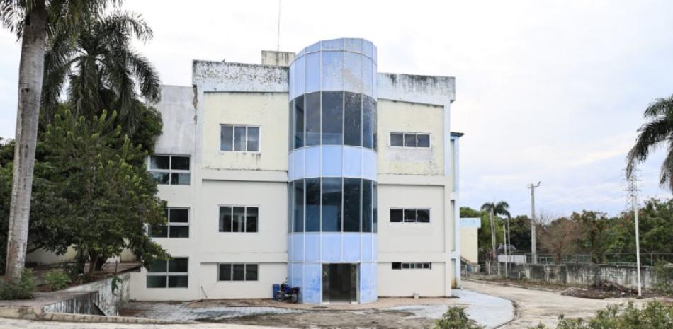 Este dificio será sustituido por el nuevo hospital de Pantoja, cuyos trabajos ya se iniciaron.