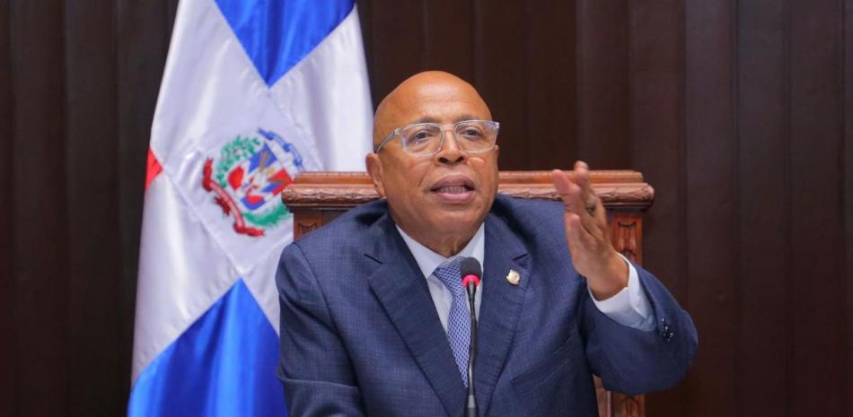Members of Parliament urgently approve the tax reform and make it a law