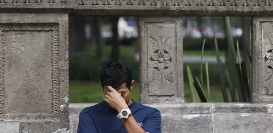 ¿Por qué con el calor a veces nos duele la cabeza?