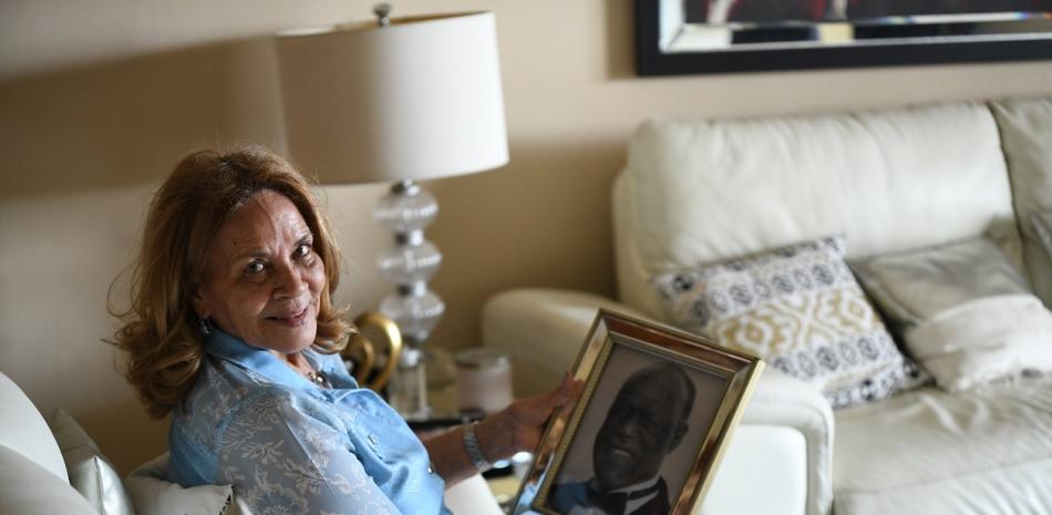 Josefina Ventura relata la vida cotidiana tras el legado de Johnny Ventura