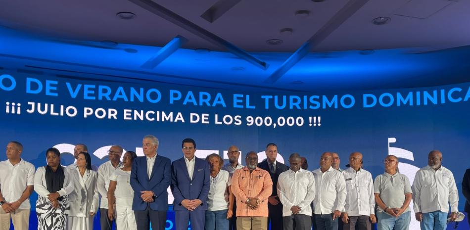 Turismo rompe récord con más de un millón de visitantes en el mes de julio