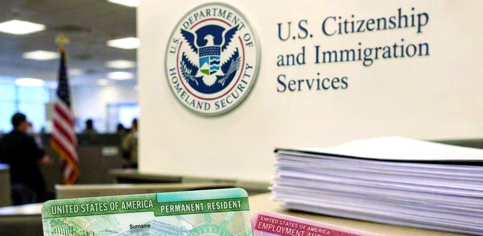 Los oficiales consulares le van a avisar a cada solicitante en su debido tiempo.