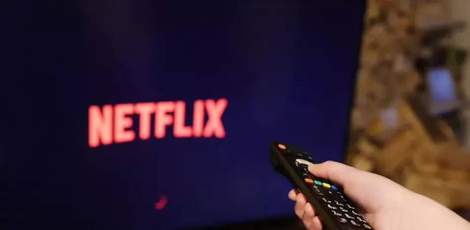 Octubre llega a Netflix con una variada oferta de estrenos y regresos cinematográficos