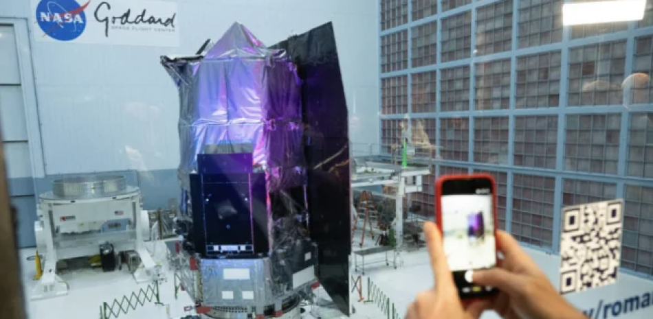 El telescopio lleva el nombre de la pionera astrónoma estadounidense Nancy Grace Roman.