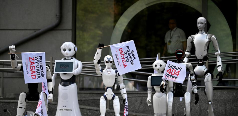 Los robots se van a huelga, "protestan" contra el uso descontrolado de la IA