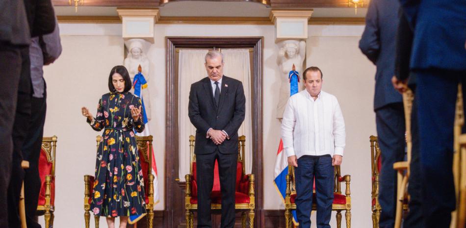 Abinader pide sabiduría y fortaleza para los servidores públicos en jornada de oración