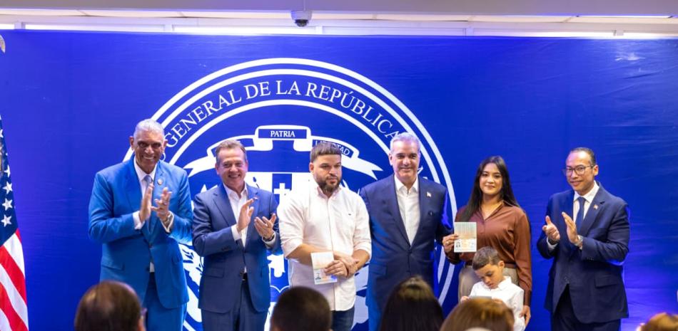 El Pasaporte Electrónico: Una Nueva Seguridad para la Diáspora Dominicana