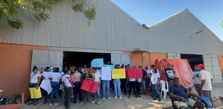 Comunidad de Oviedo exige la reapertura de zona franca tras medida de Aduanas