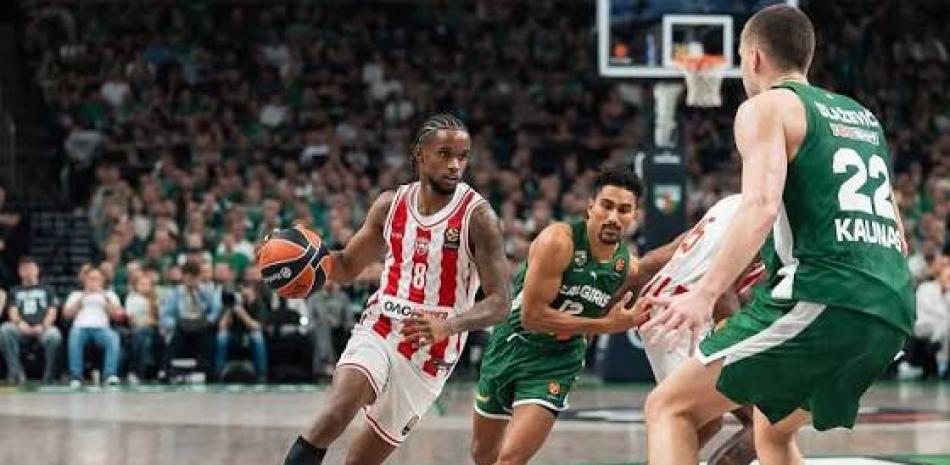 Destacada actuación de Jean Montero guía el triunfo del Olympiacos en la Euroliga