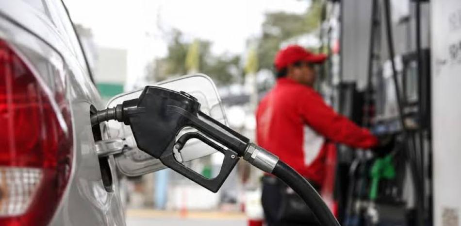 El gobierno dispuso nuevos aumentos en el precio de los combustibles, principalmente de las gasolinas y el gasoil.