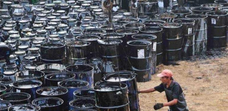 El alza histórica en los derivados del petróleo presiona la inflación y los subsidios estatales