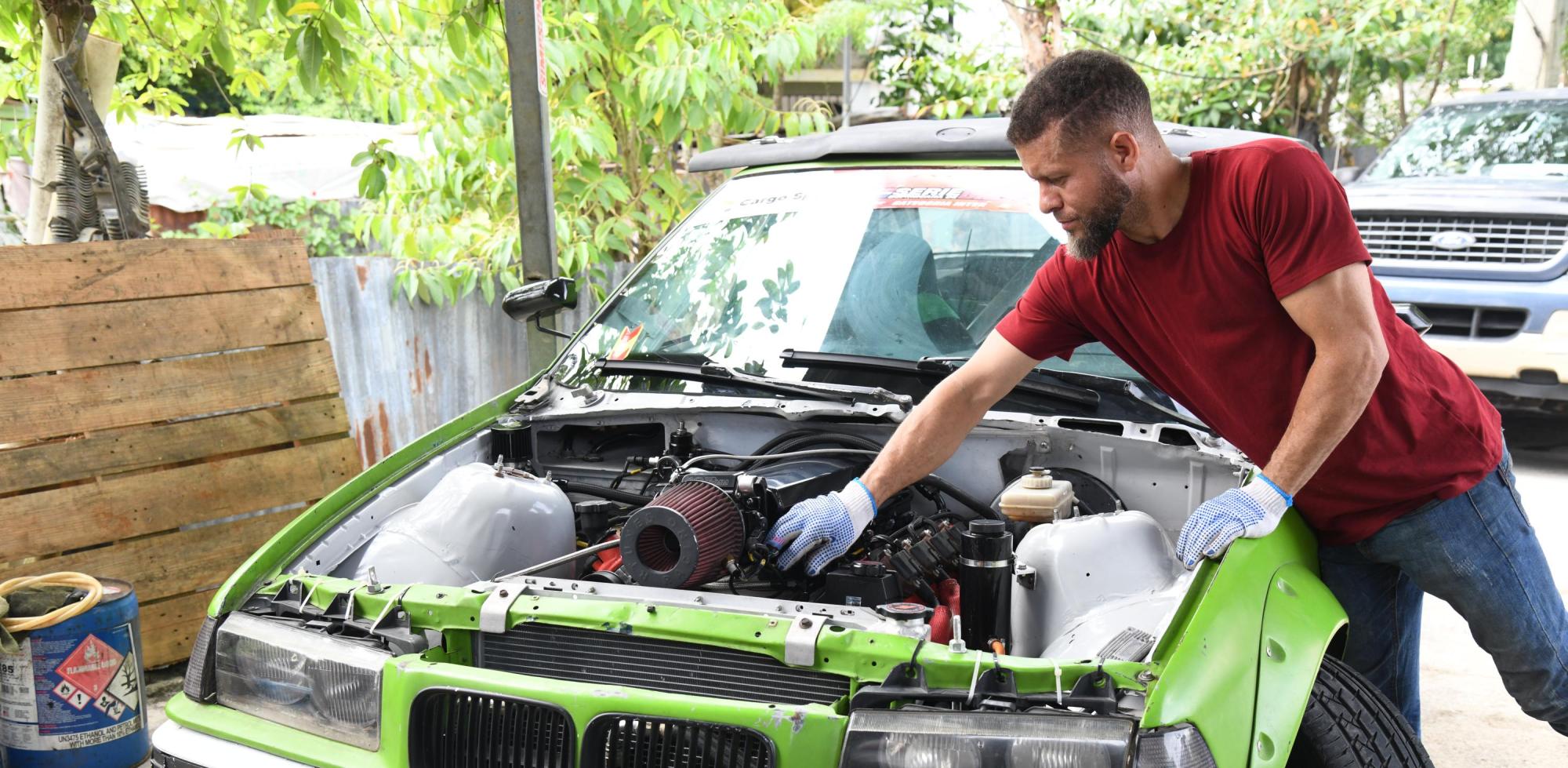 Máximo Santos, piloto y mecánico profesional Drift.