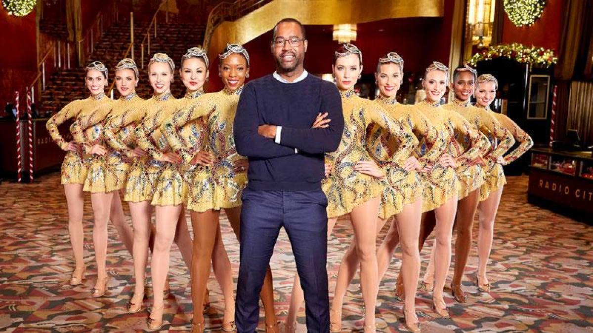El figurinista dominicano Emilio Sosa: “Soy 90 % psicólogo con los actores y un 10 % arte”