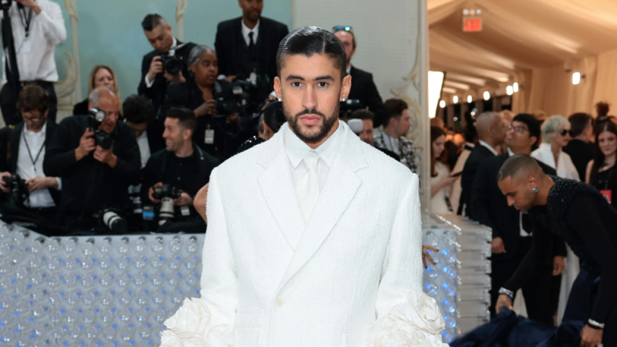 Confirman que Bad Bunny no usará vestido en el Super Bowl tras rumores en redes sociales