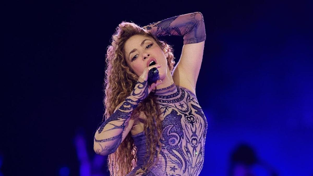 “Siento que apenas estoy empezando”: Shakira reflexiona sobre sus 30 años de carrera