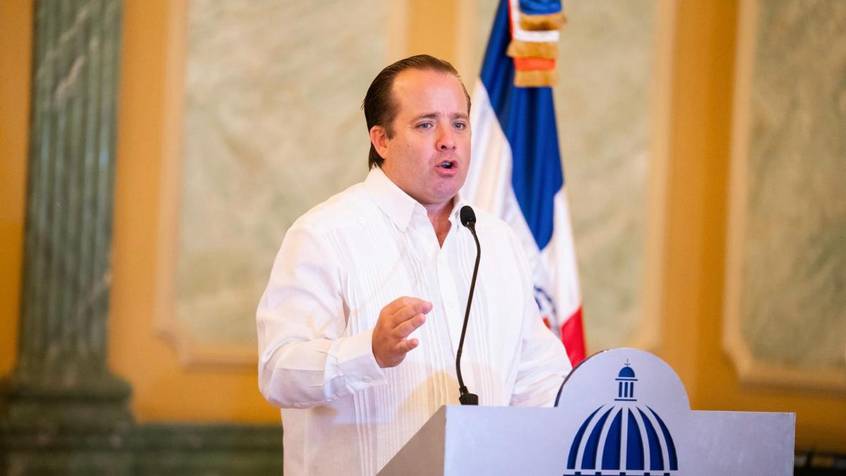 Paliza: Cobros a empleados públicos para movimientos políticos no representan al PRM ni al Gobierno