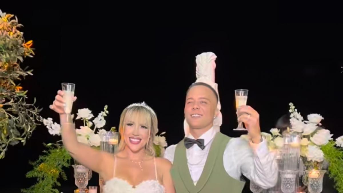 Cantante urbano Nio García se casa con su novia Shei Romano tras 7 años juntos y dos hijos en común